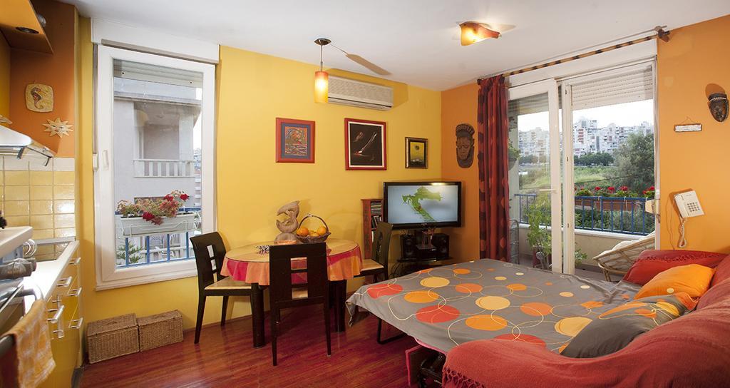 Apartment Sunny Yellow - With Balcony And Parking Place, Спліт Номер фото
